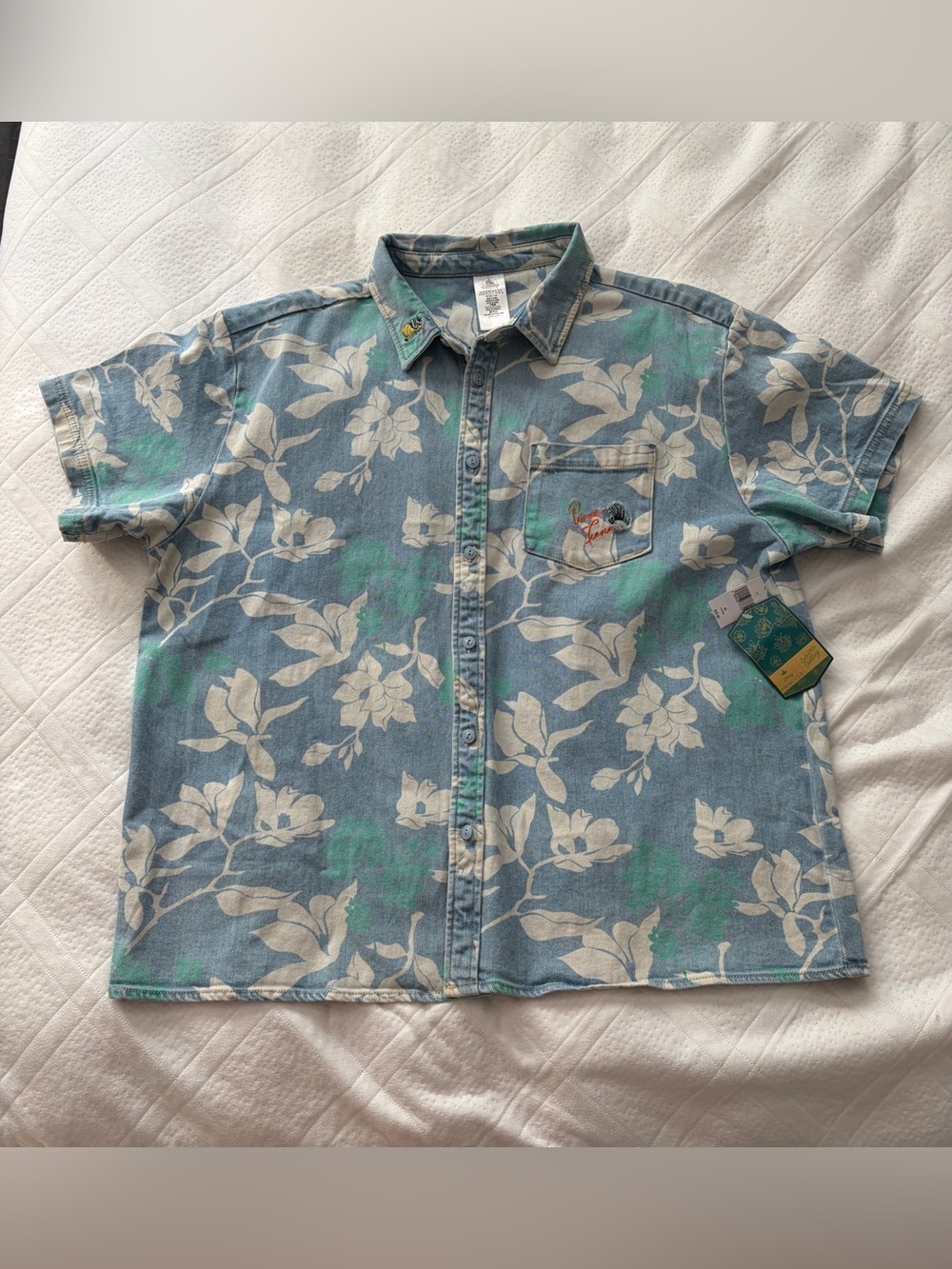 Disney Men's Light Blue Floral Button-Down Shirt